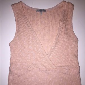 Pastel pink crop top v neck